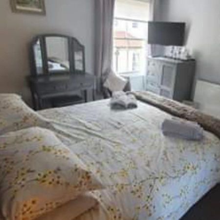 The Royal George Staithes Bed & Breakfast Ngoại thất bức ảnh